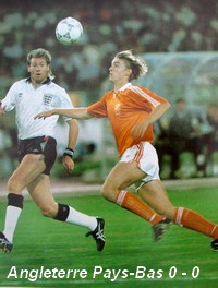 90 Angleterre Pays Bas
